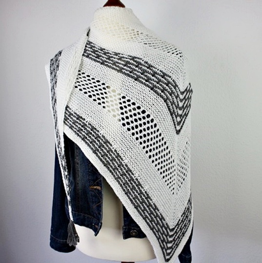 Knitting Pattern PDF Triangle Shawl – Easy Lace Shawl for Beginners
