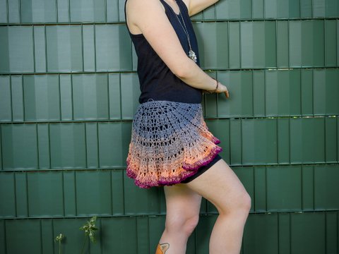 Anleitung: Wickelrock bzw. sehr stark gewelltes Tuch "Sinaran matahari"