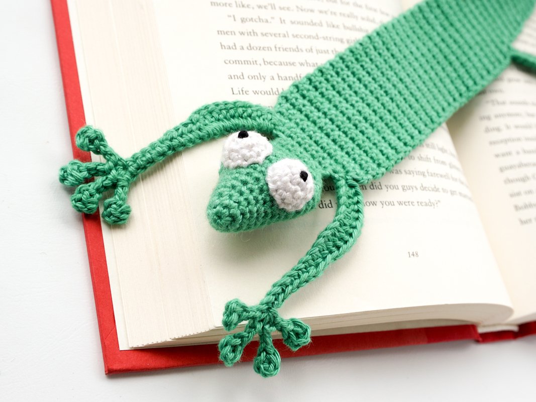 Amigurumi Crochet Gecko Bookmark - Image 6