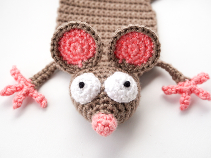 Amigurumi Crochet Mouse Bookmark