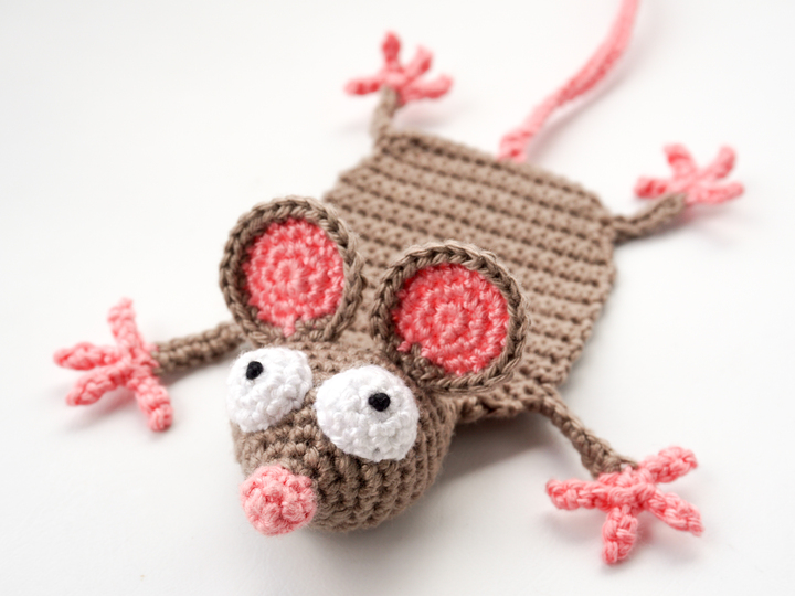 Amigurumi Crochet Mouse Bookmark