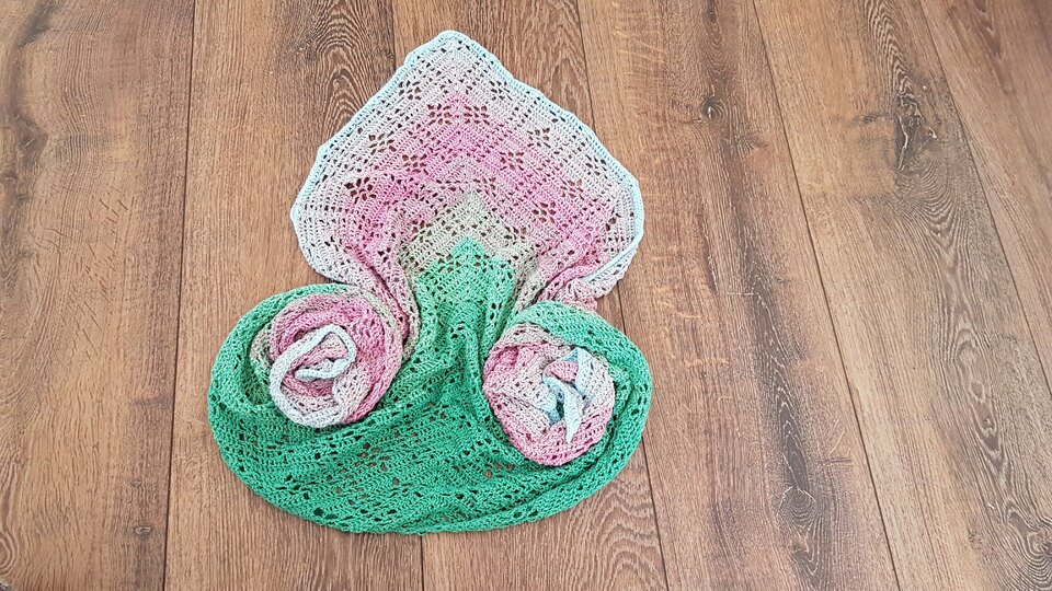 Häkelanleitung Dreieckstuch Frühlingserwachen