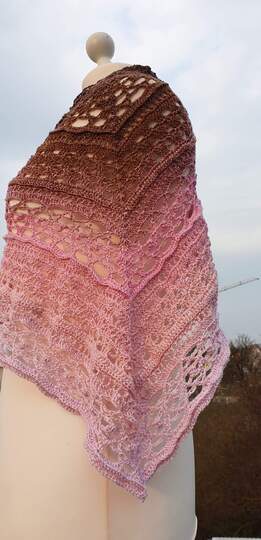 Tuch Judith häkeln Häkeltuch Dreieckstuch Schultertuch