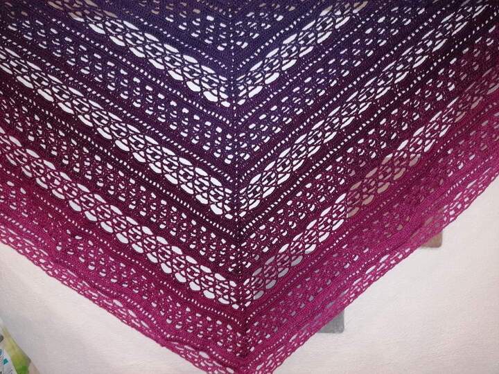 Tuch Judith häkeln Häkeltuch Dreieckstuch Schultertuch