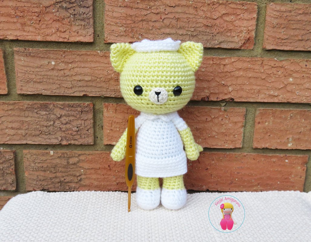 Nurse Kitty Cat, Amigurumi Crochet Pattern - Image 2
