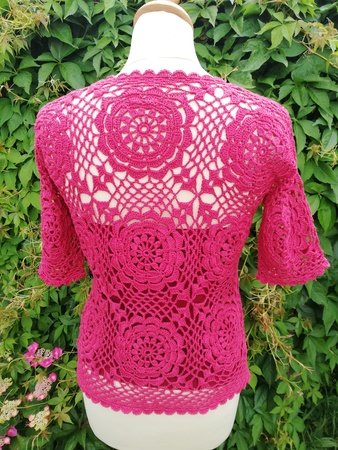 Crochet Top pattern Honeysuckle