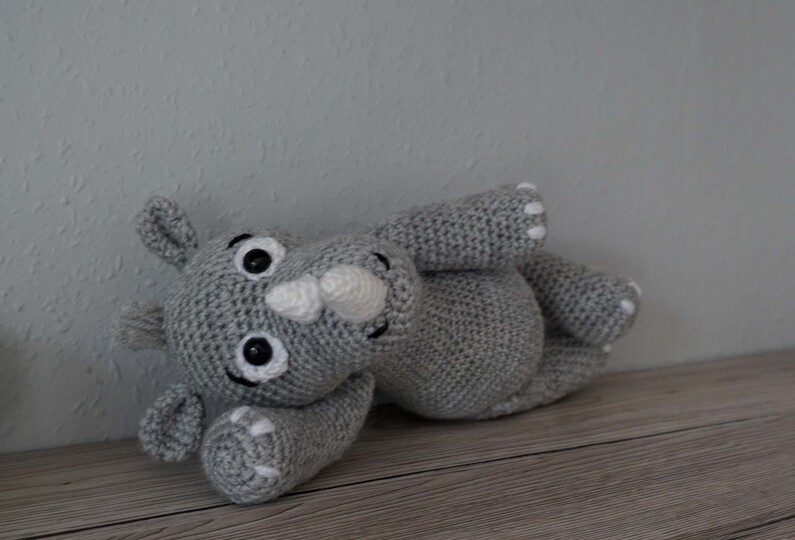Amigurumi Häkelanleitung Kleines Nashorn Nelli