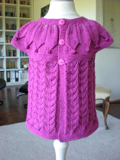 RVO Sommerweste mit Lochmuster für Kinder in 3 verschiedenen Größen