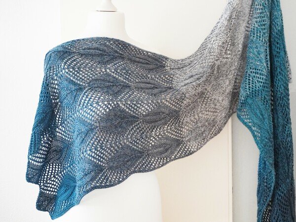 "Panta Rhei" Lace Stole, knitting pattern, one size, customizable
