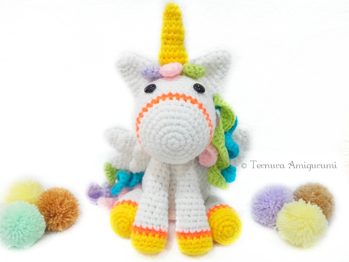 Häkelanleitung kleines Einhorn PDF Deutsch- English- Dutch Ternura Amigurumi