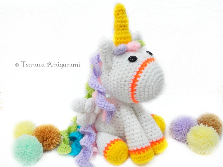 Häkelanleitung kleines Einhorn PDF Deutsch- English- Dutch Ternura Amigurumi