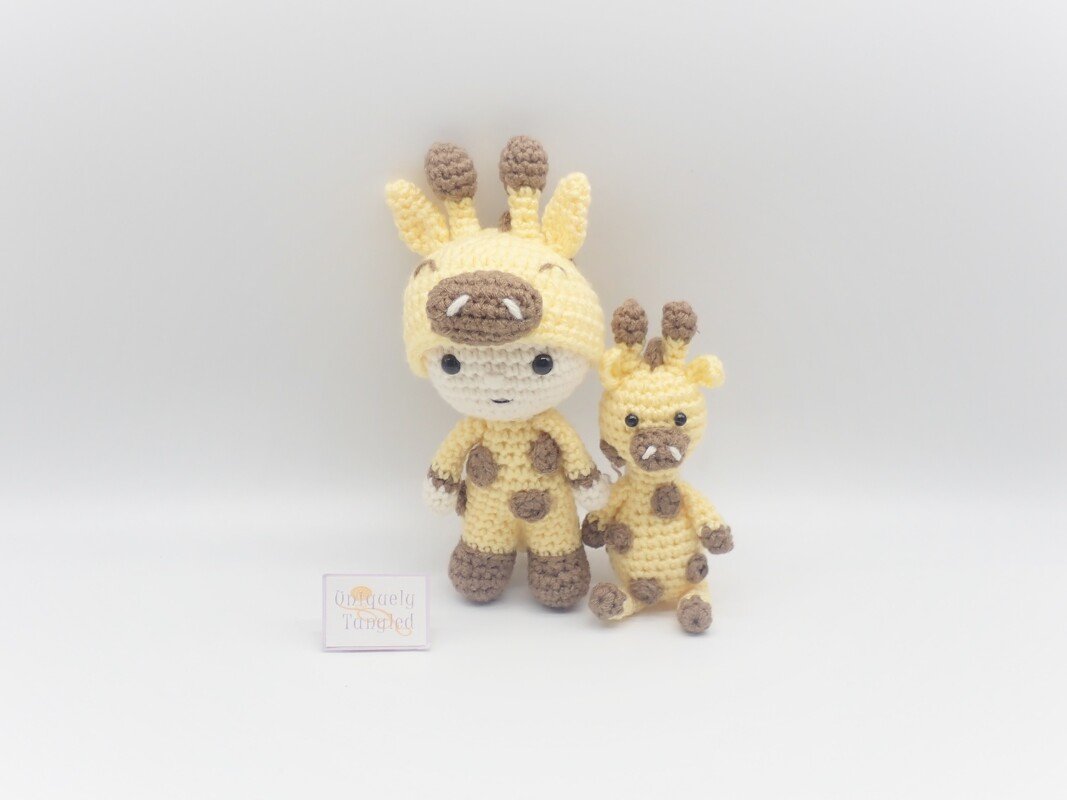 Felton in Giraffe Costume - Image 2