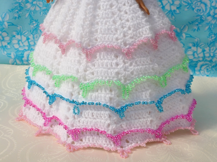 Fantastic princess dress for little fashion dolls