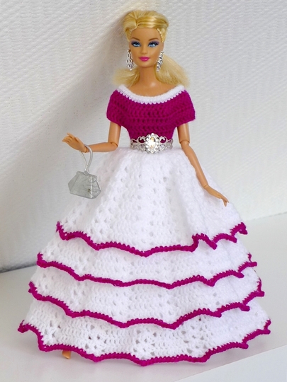 Fantastic princess dress for little fashion dolls