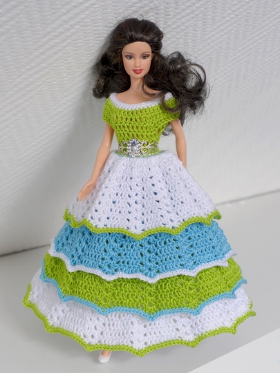 Fantastic princess dress for little fashion dolls