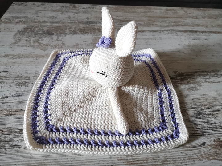 Häkelanleitung Kuscheltuch  Häschen Schleifchen