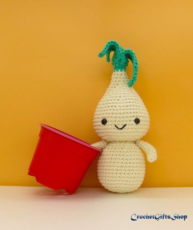 Mini Onion/mini Crocheted Onion Amigurumi/stuffed Toy/kawaii Styled/toy/ plush/plushie 