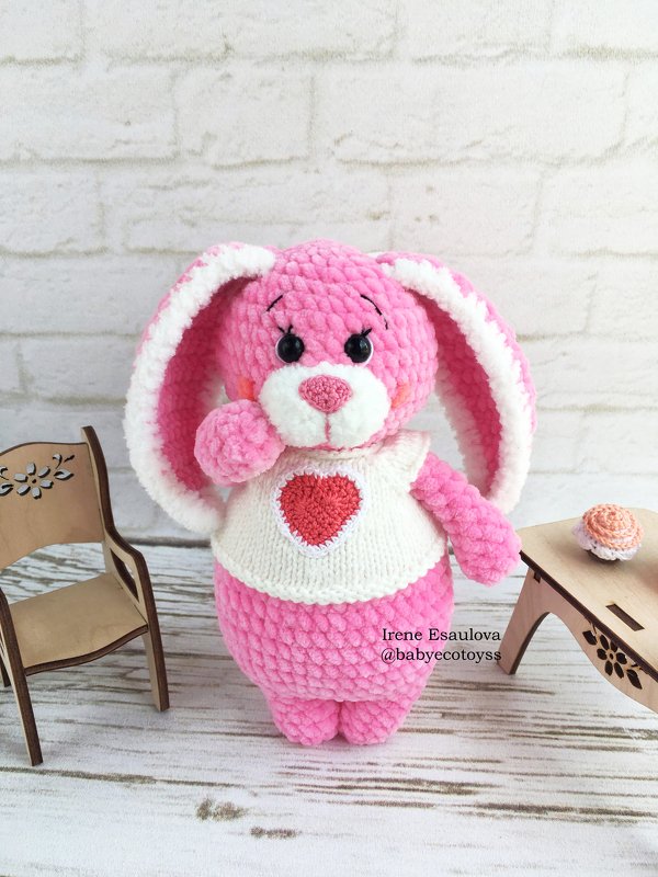 Crochet Amigurumi pattern Bunny Peachy with knitting jacket
