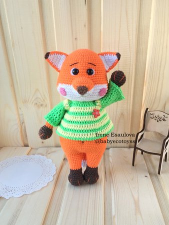 Crochet Pattern Sweater for Fox Felix
