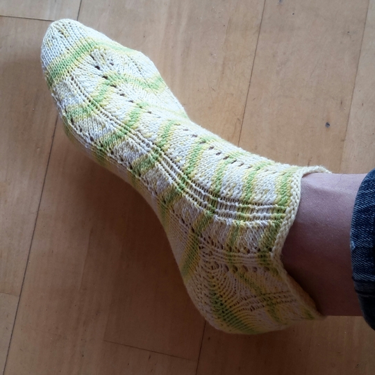 Sockenmuster "Sommerzickzack"