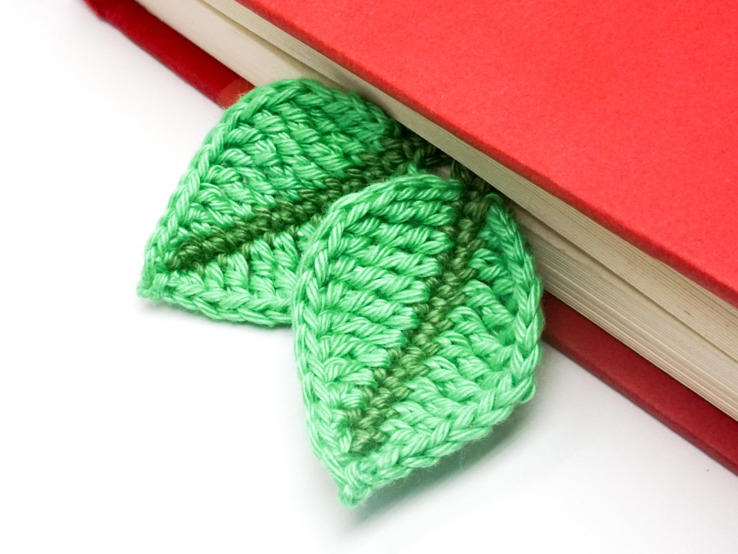 Crochet Leaf Bookmark - Image 2