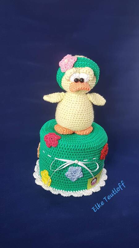 Crochet Pattern "Elvira" The Toilet Fairy - Toilet roll cover
