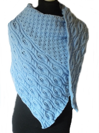 Strickanleitung Dreieckstuch asymmetrisch Blätterzopf