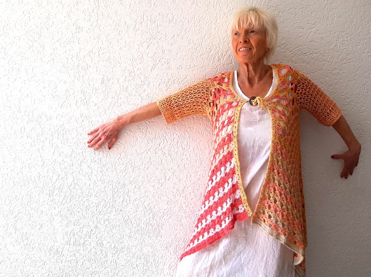 Häkelanleitung Jacke, Weste alle Größen, 2 Bobbel treffen aufeinander