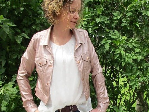 Linnea Jeansjackenschnitt mit Kappnähten von  32 - 56