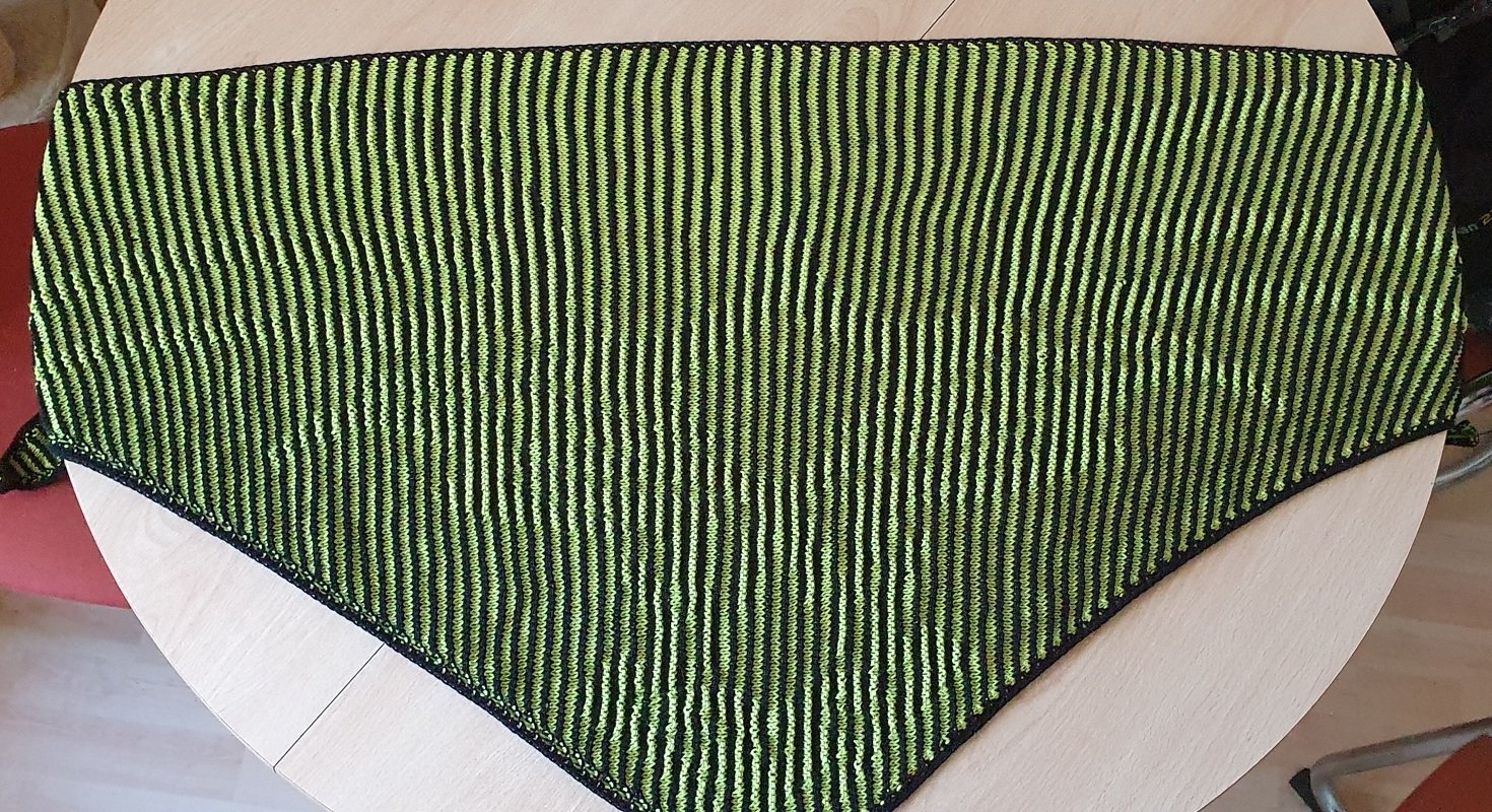 Drachenkopf, Schattenstricken, Illusionsstricken, Motivtuch - Bild 7