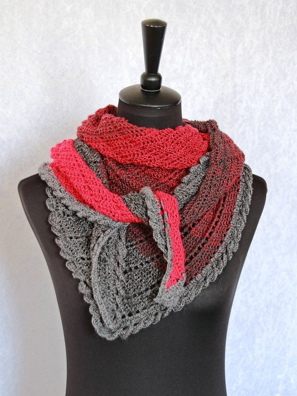 Crochet pattern shawl // triangular shawl // bandana Arien - Image 9