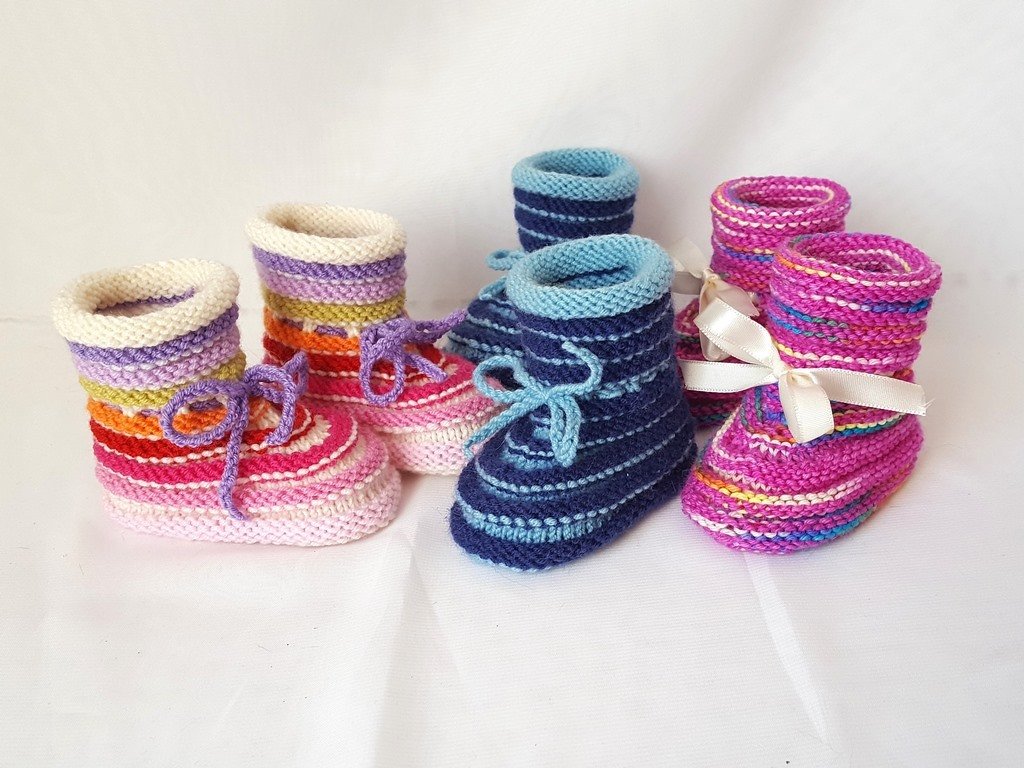 Strickanleitung Baby-Schuhe, Baby-Stiefelchen, Booties, Sohlenlänge ca. 9,5 - 10 cm