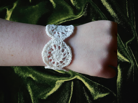 Häkelanleitung Armband Konrei