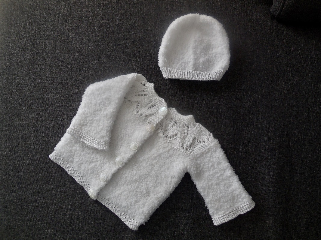 Edles kuscheliges Babyset nicht nur zur Taufe - Strickanleitung Gr. 62