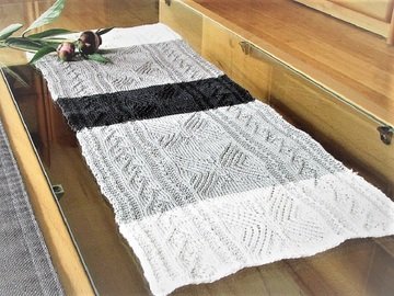 Strickanleitung_Tischläufer-Schmetterling