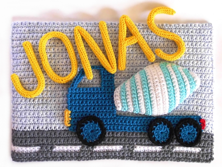 Häkel-Buchstaben Namensschild Landstraße mit komplettem Alphabet A-Z