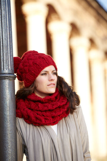 25 Accessoires gestrickt - Mützen, Schals, Ponchos, Armstulpen, Loops, Scoodies,