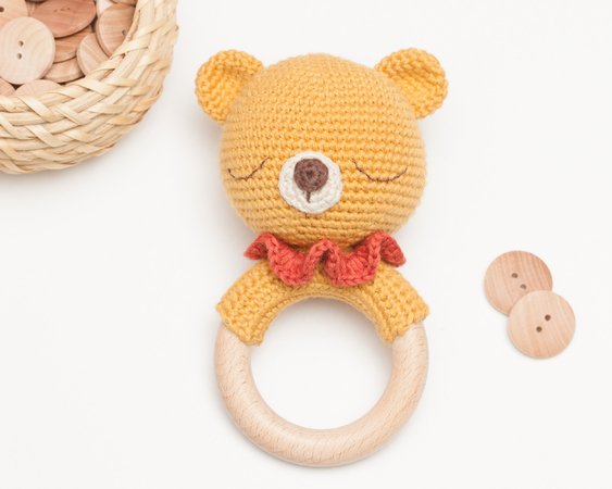 Bear rattle crochet pattern