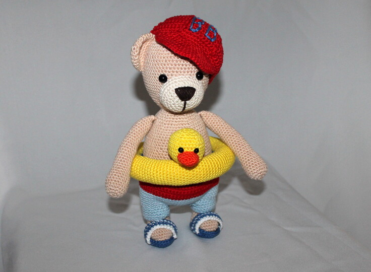 Crochet Beach Bear Boris – a Teddy on His Summer Holiday (EN & DE)