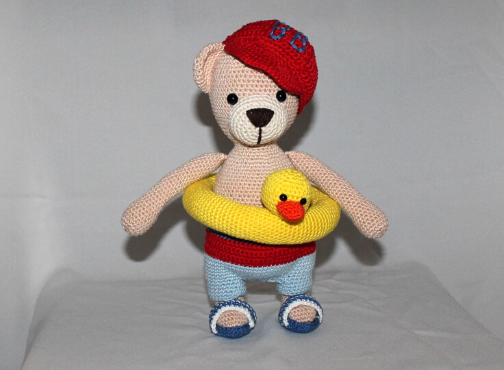 Crochet Beach Bear Boris – a Teddy on His Summer Holiday (EN & DE)