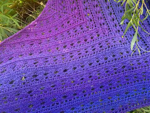 Schwarzlicht by Elso Designs