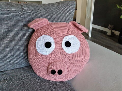 169 Häkelanleitung Kissen Schwein Rosalie