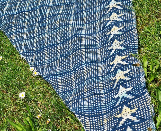 Tuch "Sternen-Welt" kuschliges Tuch mit Sternen gestrickt im Mosaikmuster