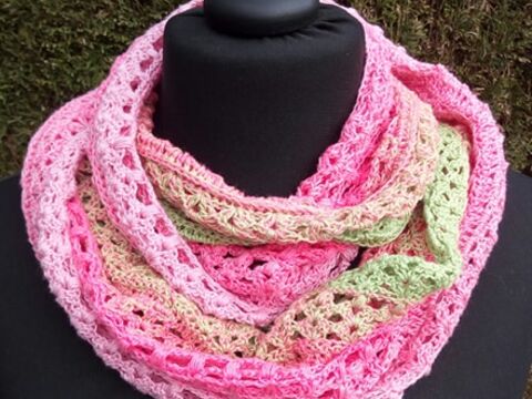 Hexentopf Loop/Schal Lilie- Frühlingshexe