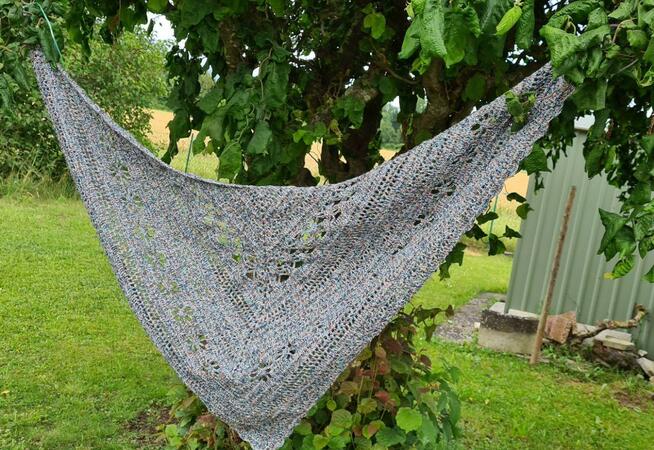 Shawl "the first"