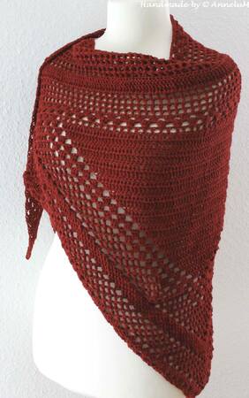 Crochet pattern Kolmiot