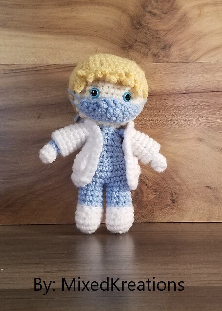 Doctor Felton & Doctor Pippa- Crochet Amiguruimi Doll Pattern - Image 2