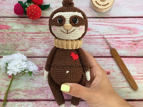 Amigurumi crochet pattern Sloth Neal
