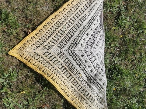 Wunderschönes Häkeltuch Millefleur