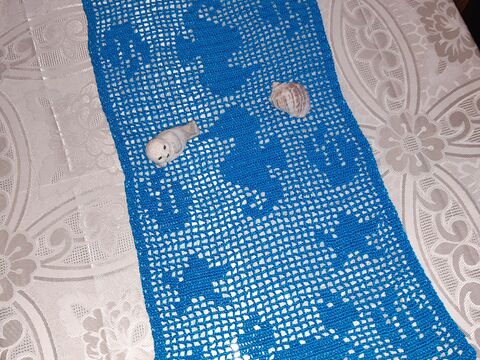 Tischläufer "Maritim Seepferdchen" häkeln